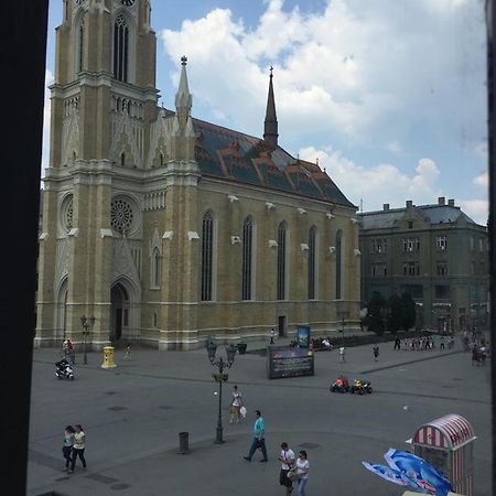 Modena Apartments Novi Sad Buitenkant foto