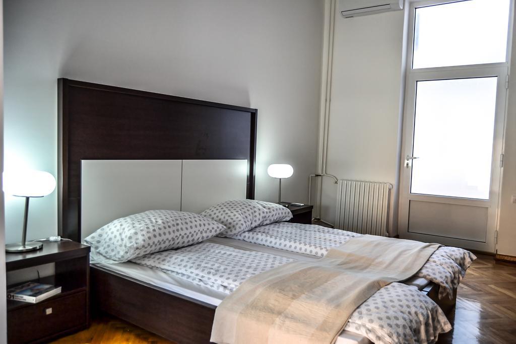 Modena Apartments Novi Sad Kamer foto